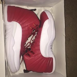 Jordans 12